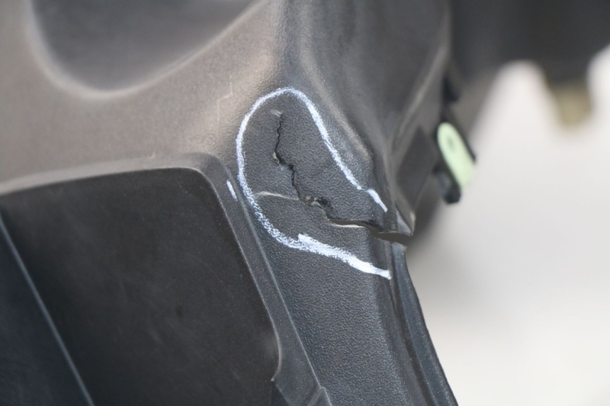 photo de PAINEL INTERIOR PEUGEOT SATELIS 500 (2007 - 2013) - Estado da superfície