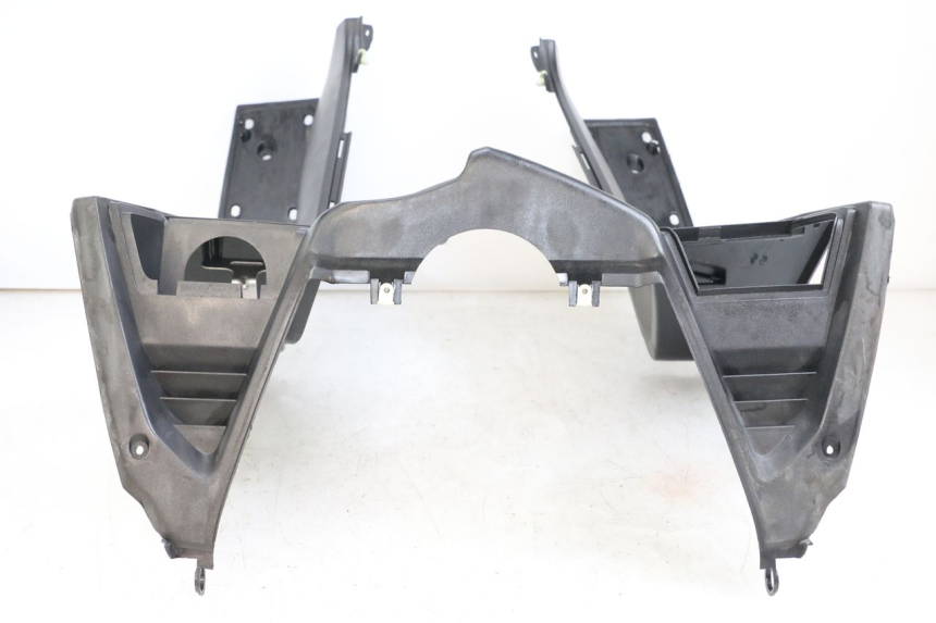 photo de PAINEL INTERIOR PEUGEOT SATELIS 125 (2010 - 2012) - Zoom do estado de desgaste
