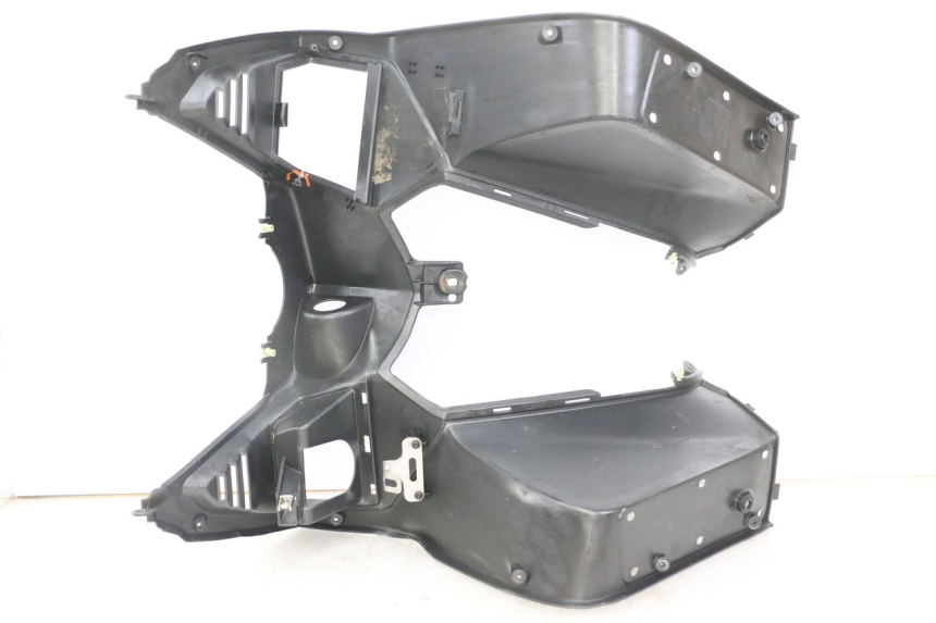 photo de PAINEL INTERIOR PEUGEOT SATELIS 125 (2013 - 2018) - Pontos de fixação