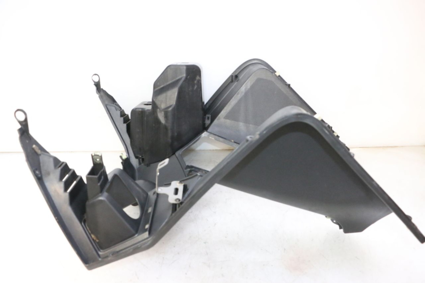 photo de PAINEL INTERIOR PEUGEOT SATELIS 125 (2013 - 2018) - Detalhe da peça