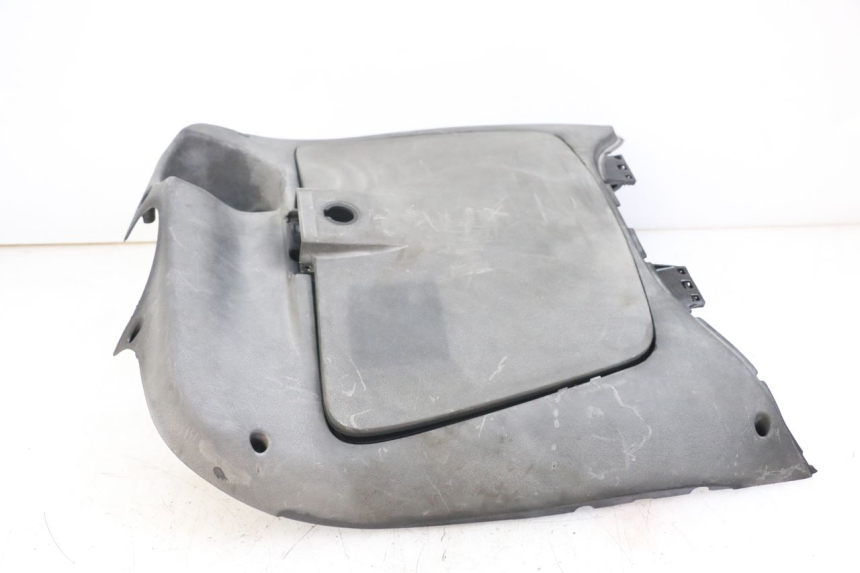 photo de PAINEL INTERIOR APRILIA SCARABEO GT 125 (1999 - 2007) - Pontos de fixação
