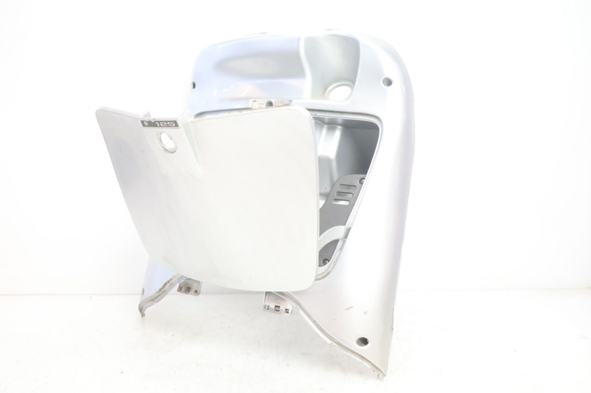 photo de PAINEL INTERIOR APRILIA SCARABEO GT 125 (1999 - 2007) - Detalhe da peça
