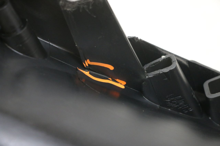 photo de PAINEL INTERIOR PEUGEOT SPEEDFIGHT 100 (1997 - 2007) - Outro ângulo de visão