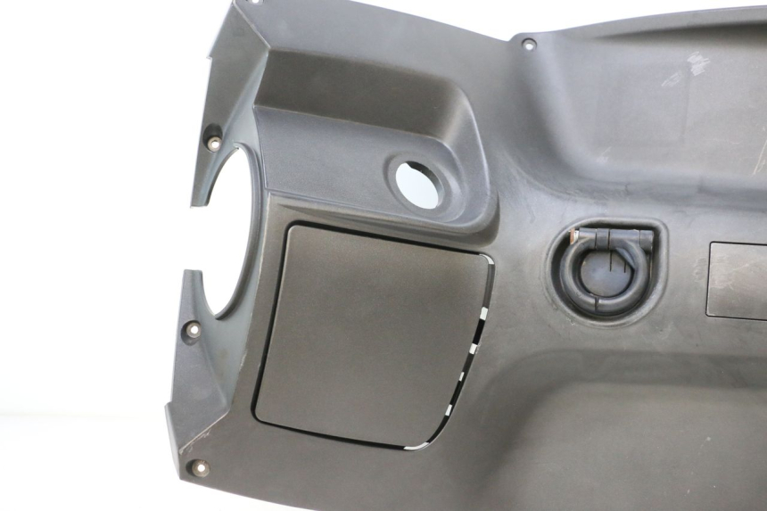 photo de PAINEL INTERIOR APRILIA SR MOTARD 50 (2012 - 2018) - Detalhes característicos