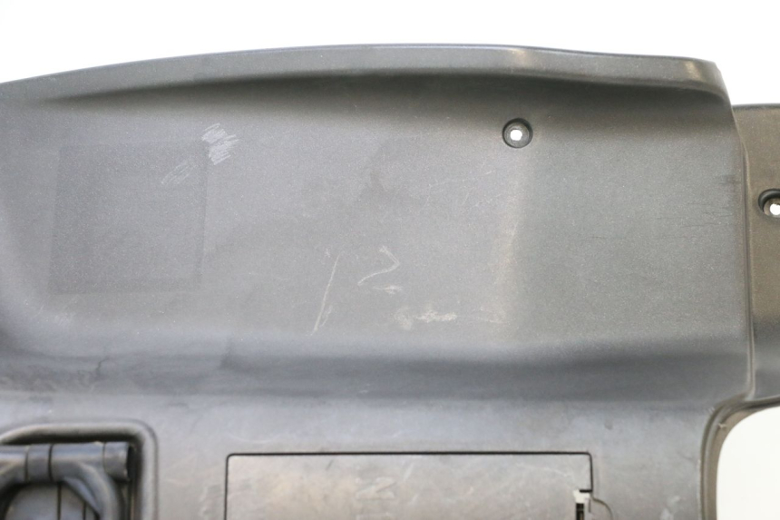 photo de PAINEL INTERIOR APRILIA SR MOTARD 50 (2012 - 2018) - Vista de perto
