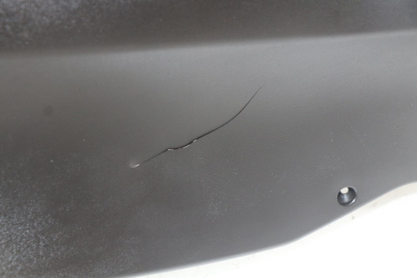 photo de PAINEL INTERIOR PEUGEOT STREETZONE 4T 50 (2018 - 2023) - Vista de perto
