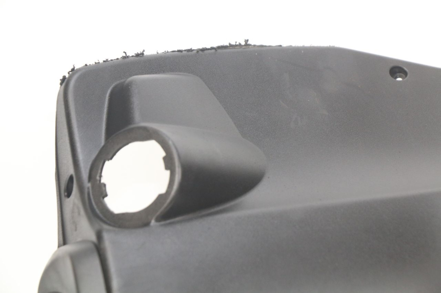 photo de PAINEL INTERIOR PEUGEOT STREETZONE 4T 50 (2018 - 2023) - Inspeção visual