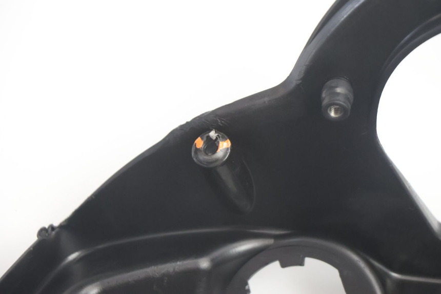 photo de AVENTAL INTERIOR PEUGEOT STREETZONE NAKED 2T 50 (2014 - 2018) - Inspeção visual