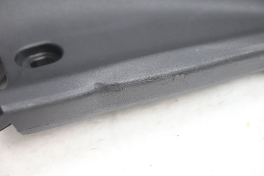 photo de AVENTAL INTERIOR PEUGEOT STREETZONE NAKED 2T 50 (2014 - 2018) - Peça verificada