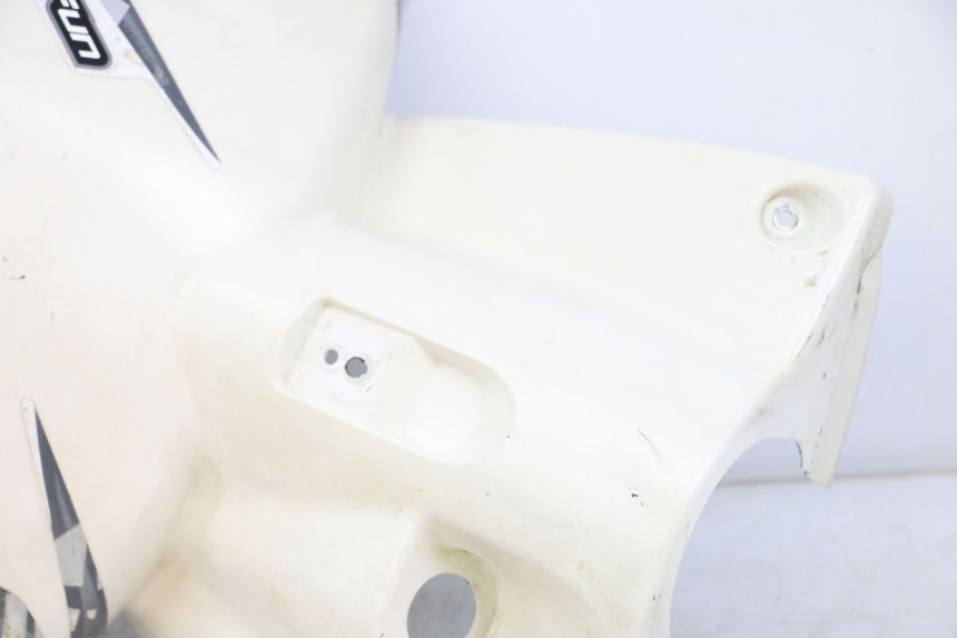 photo de PAINEL INTERIOR MBK STUNT NAKED 50 (2004 - 2018) - Detalhes característicos