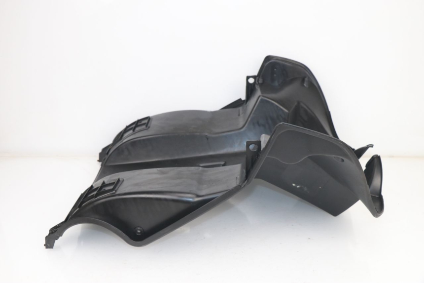 photo de PAINEL INTERIOR PEUGEOT SUM UP 125 (2008 - 2013) - Detalhes característicos