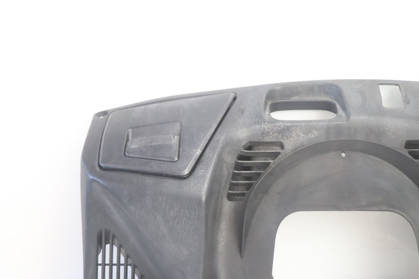 photo de PAINEL INTERIOR SUPERIOR SUZUKI BURGMAN EXECUTIVE ABS 650 (2006 - 2012) - Detalhe da peça