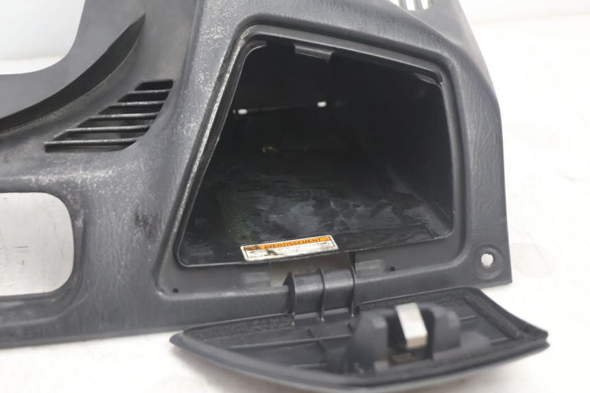 photo de PAINEL INTERIOR SUPERIOR SUZUKI BURGMAN EXECUTIVE ABS 650 (2006 - 2012) - Estado da superfície
