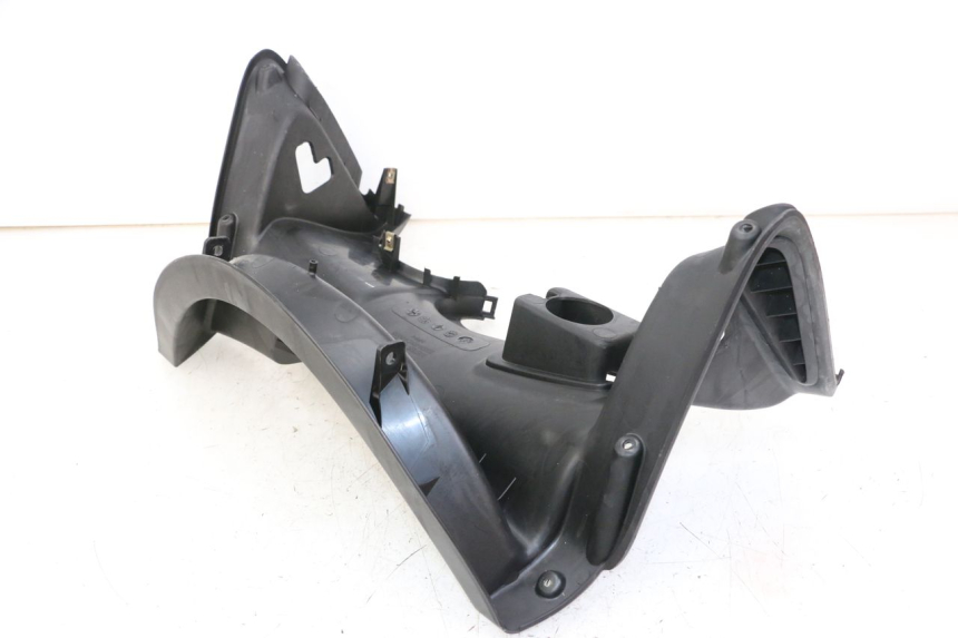 photo de PAINEL INTERIOR SUPERIOR KYMCO GRAND DINK 125 (2008 - 2014) - Detalhe da peça