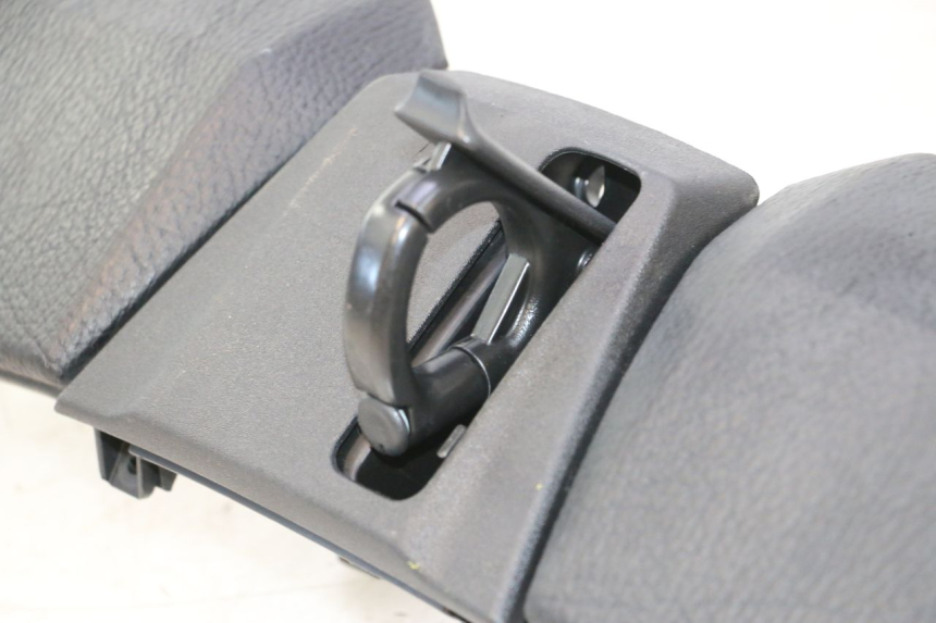 photo de PAINEL INTERIOR SUPERIOR PIAGGIO MP3 500 (2016 - 2018) - Estado da superfície