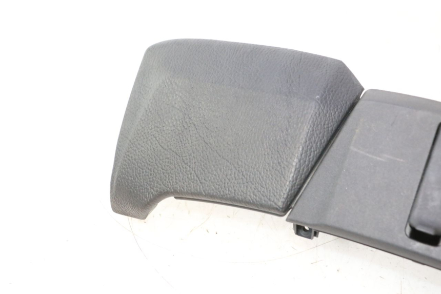 photo de PAINEL INTERIOR SUPERIOR PIAGGIO MP3 500 (2016 - 2018) - Marcações e referências