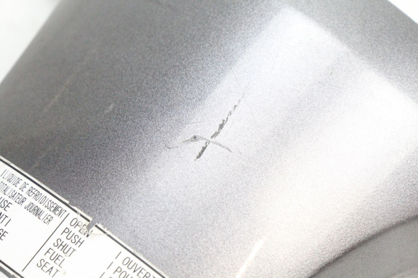photo de PAINEL INTERIOR SUPERIOR HONDA PCX (JF28) 125 (2009 - 2011) - Detalhe da peça