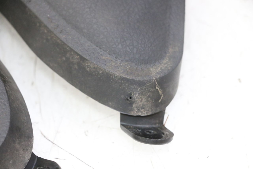 photo de PAINEL INTERIOR SUPERIOR YAMAHA X-MAX XMAX 125 (2010 - 2013) - Vista geral