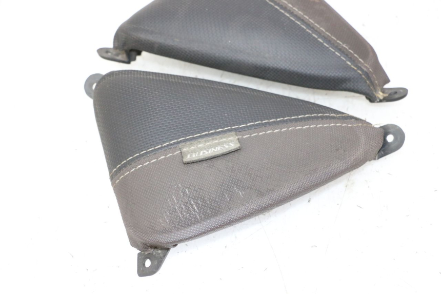 photo de PAINEL INTERIOR SUPERIOR YAMAHA X-MAX XMAX 125 (2010 - 2013) - Vista geral