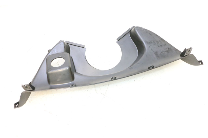 photo de PAINEL INTERIOR SUPERIOR YAMAHA YP MAJESTY 125 (1998 - 2001) - Ampliação técnica