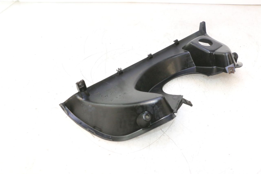 photo de PAINEL INTERIOR SUPERIOR YAMAHA YP MAJESTY 125 (2002 - 2006) - Ampliação técnica