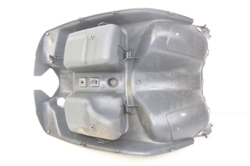 photo de PAINEL INTERIOR PEUGEOT SV 125 (1991 - 1994) - Detalhe da peça