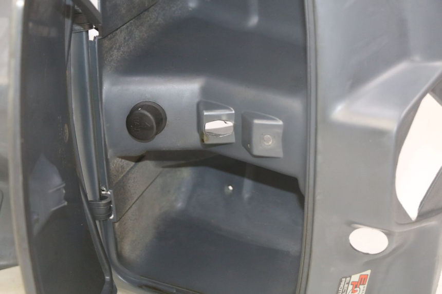 photo de PAINEL INTERIOR PEUGEOT SV 125 (1991 - 1994) - Peça verificada