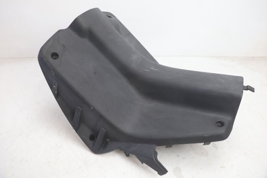 photo de AVENTAL INTERIOR PEUGEOT TREKKER 50 (1995 - 2004) - Detalhe da peça