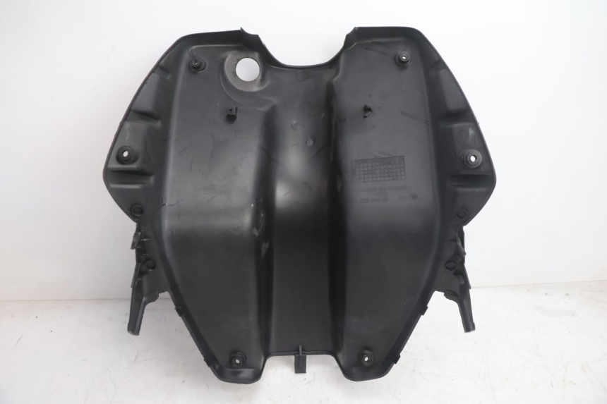 photo de AVENTAL INTERIOR PEUGEOT TREKKER 50 (1995 - 2004) - Pontos de fixação