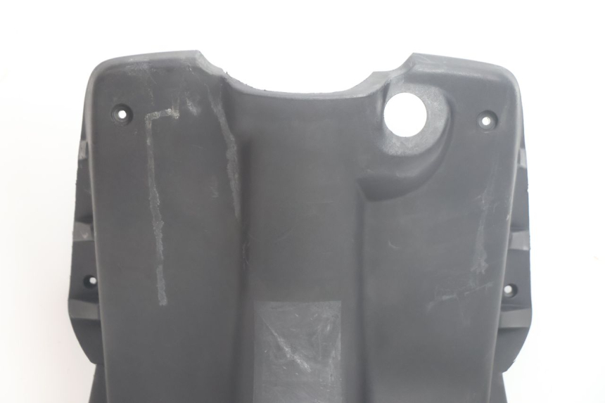 photo de AVENTAL INTERIOR PEUGEOT TREKKER 50 (1995 - 2004) - Detalhe da peça