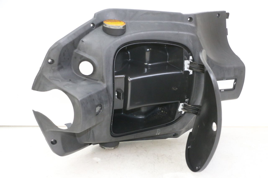 photo de PAINEL INTERIOR PEUGEOT TWEET 4T 50 (2014 - 2019) - Zoom do estado de desgaste