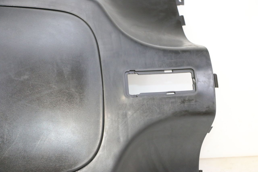 photo de PAINEL INTERIOR PEUGEOT TWEET PRO CARGO 50 (2018 - 2022) - Detalhes característicos