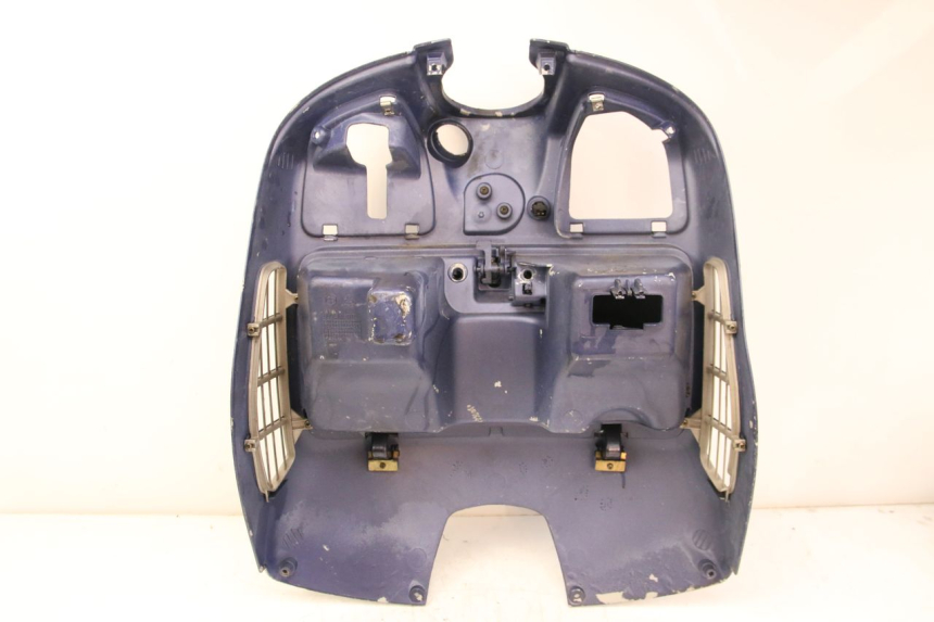 photo de PAINEL INTERIOR PIAGGIO VESPA GRANTURISMO 125 (2003 - 2007) - Zoom do estado de desgaste