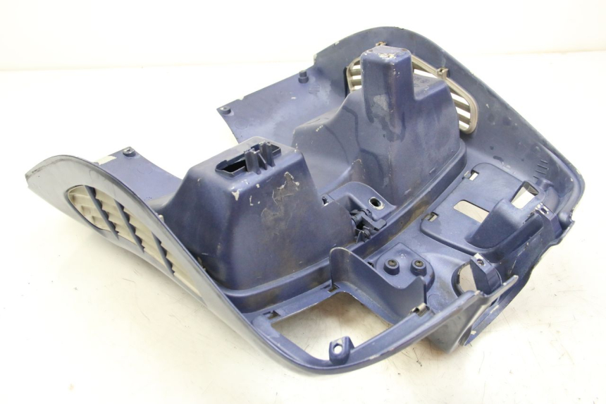 photo de PAINEL INTERIOR PIAGGIO VESPA GRANTURISMO 125 (2003 - 2007) - Pontos de fixação