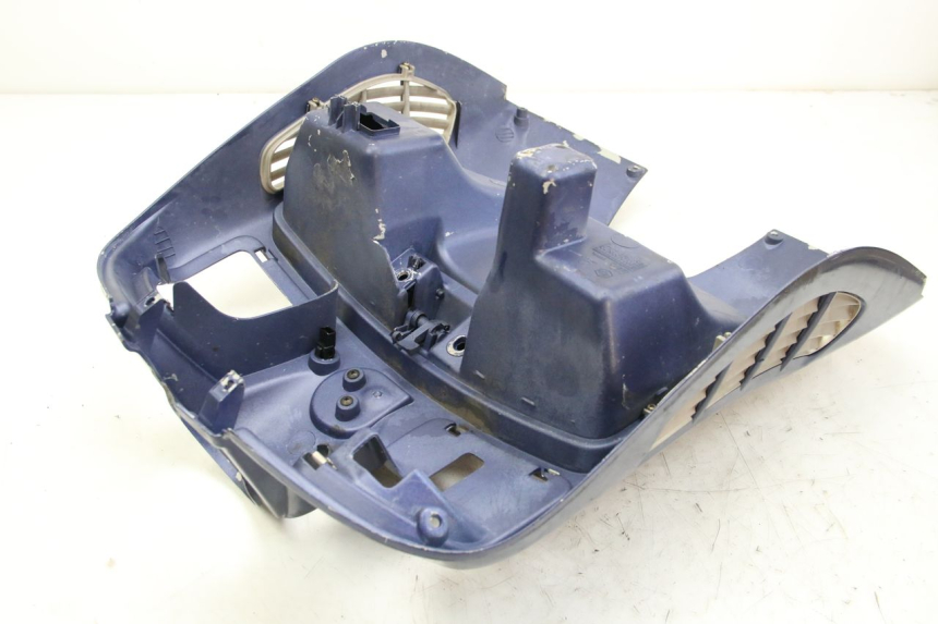photo de PAINEL INTERIOR PIAGGIO VESPA GRANTURISMO 125 (2003 - 2007) - Estado da superfície