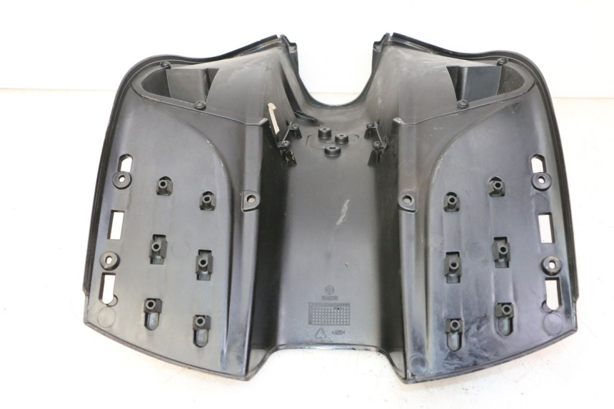 photo de PAINEL INTERIOR PIAGGIO VESPA S 2T 50 (2007 - 2014) - Zoom do estado de desgaste