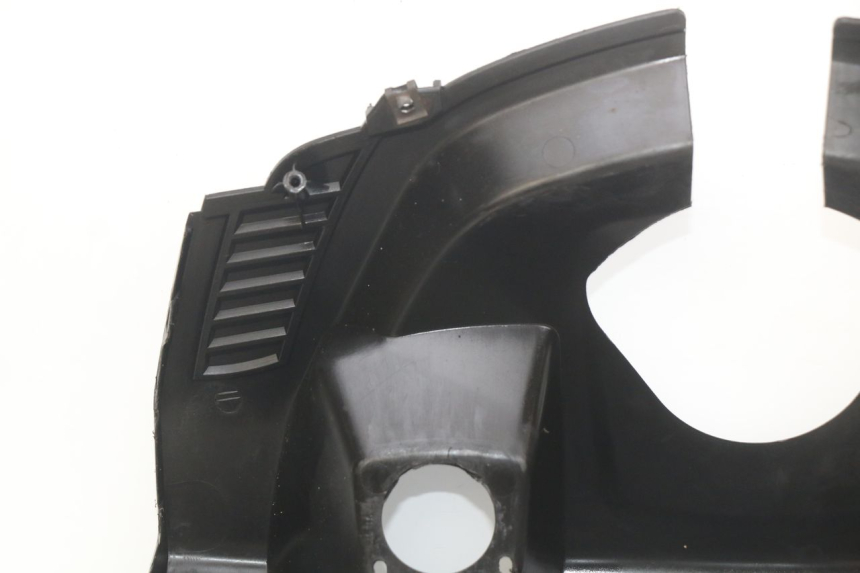 photo de PAINEL INTERIOR YAMAHA X-MAX XMAX 250 (2006 - 2009) - Pontos de fixação