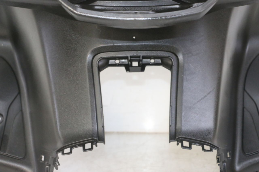 photo de PAINEL INTERIOR YAMAHA X-MAX XMAX 125 (2010 - 2013) - Detalhe da peça