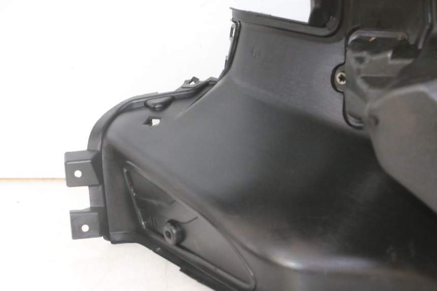 photo de PAINEL INTERIOR YAMAHA X-MAX XMAX 125 (2010 - 2013) - Outro ângulo de visão
