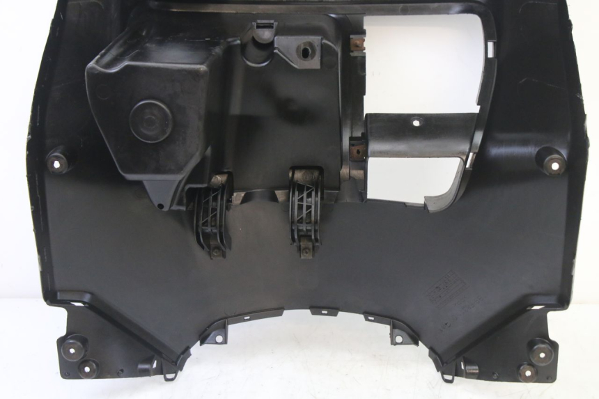 photo de PAINEL INTERIOR YAMAHA XMAX X-MAX 125 (2006 - 2009) - Detalhes característicos