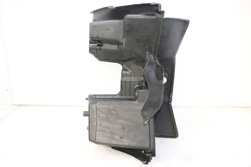 photo de PAINEL INTERIOR YAMAHA X-MAX XMAX 125 (2010 - 2013) - Outro ângulo de visão