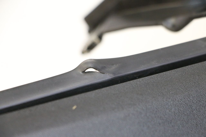 photo de PAINEL INTERIOR YAMAHA X-MAX XMAX 125 (2010 - 2013) - Detalhes característicos