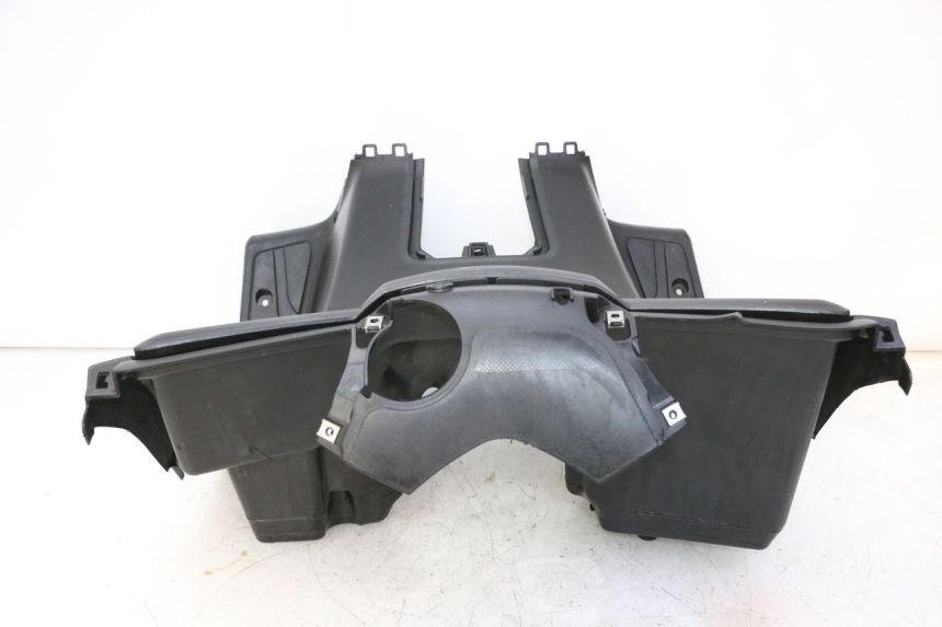photo de PAINEL INTERIOR YAMAHA X-MAX XMAX 125 (2010 - 2013) - Vista de perto