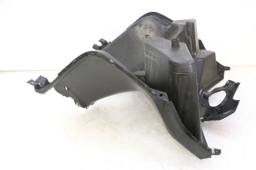 photo de PAINEL INTERIOR YAMAHA X-MAX XMAX 125 (2010 - 2013) - Outro ângulo de visão