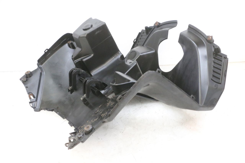 photo de PAINEL INTERIOR YAMAHA XMAX X-MAX 125 (2006 - 2009) - Outro ângulo de visão