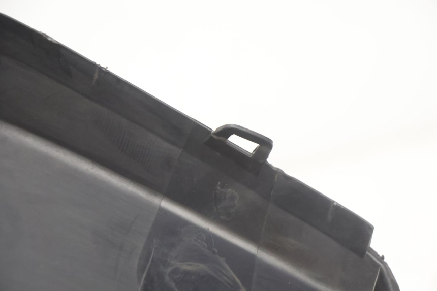 photo de PAINEL INTERIOR YAMAHA XMAX X-MAX 125 (2006 - 2009) - Detalhes característicos