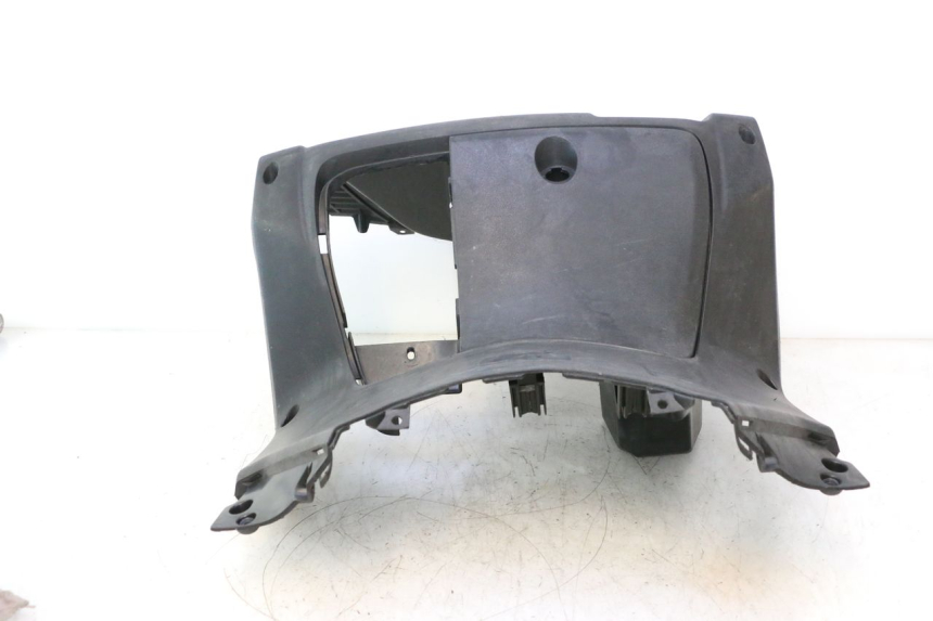 photo de PAINEL INTERIOR YAMAHA XMAX X-MAX 125 (2006 - 2009) - Detalhes característicos