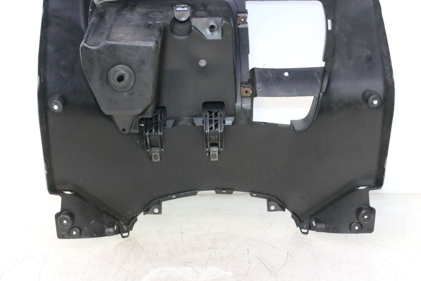 photo de PAINEL INTERIOR YAMAHA XMAX X-MAX 125 (2006 - 2009) - Zoom do estado de desgaste