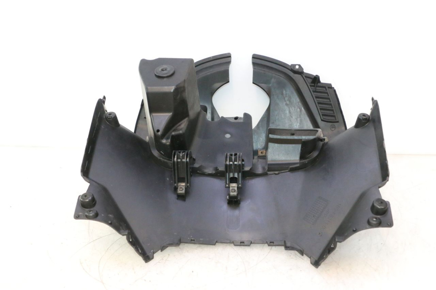 photo de PAINEL INTERIOR YAMAHA XMAX X-MAX 125 (2006 - 2009) - Pontos de fixação