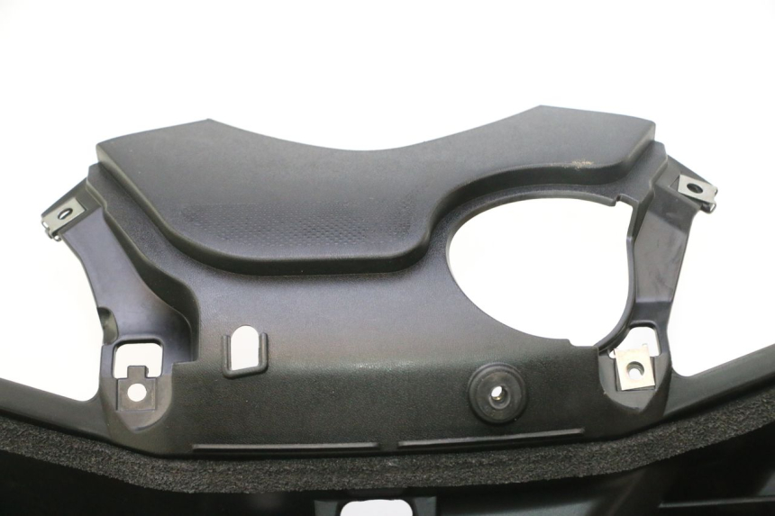 photo de PAINEL INTERIOR YAMAHA X-MAX XMAX 125 (2010 - 2013) - Zoom do estado de desgaste